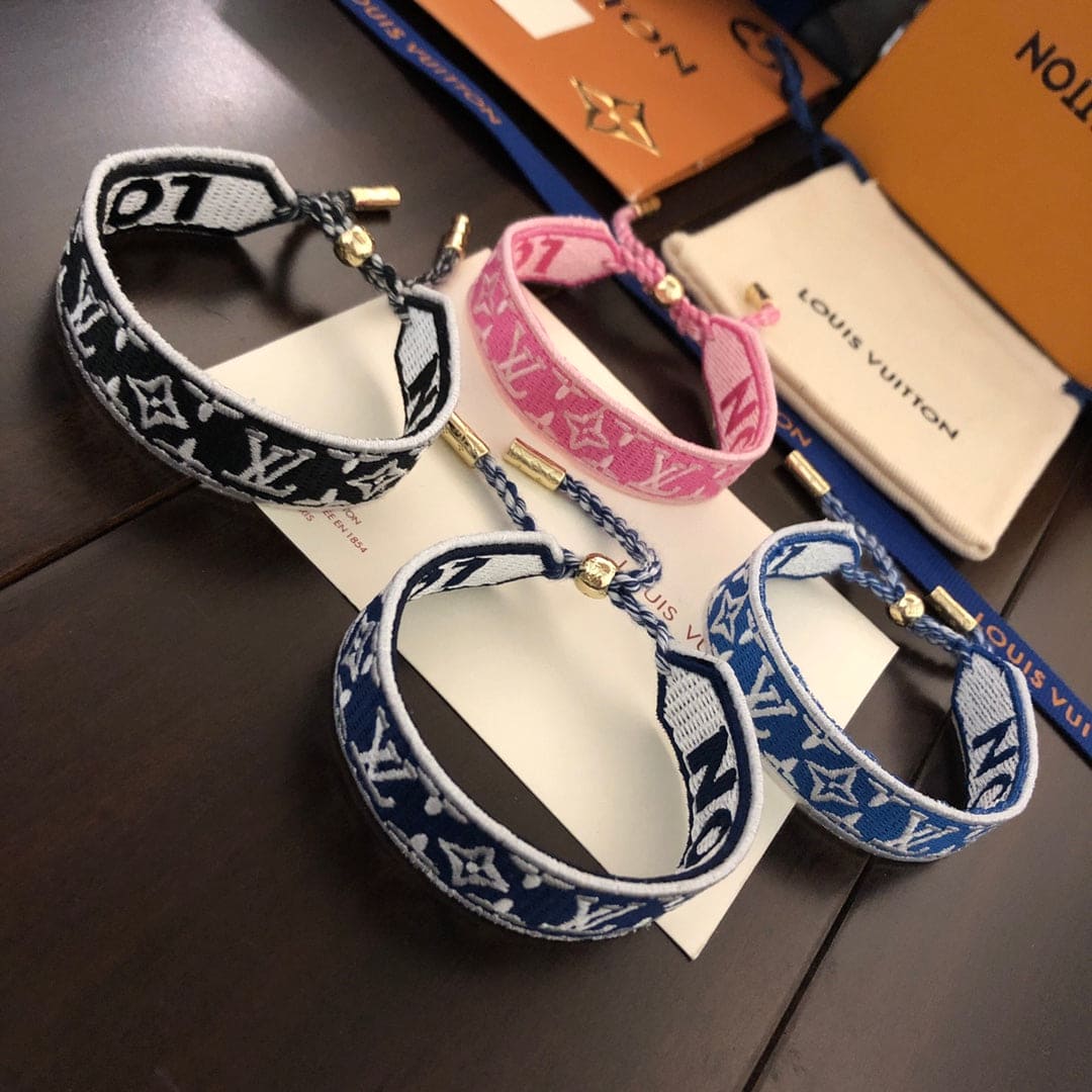 18K Louis Vuitton Buddy Pink Bracelet