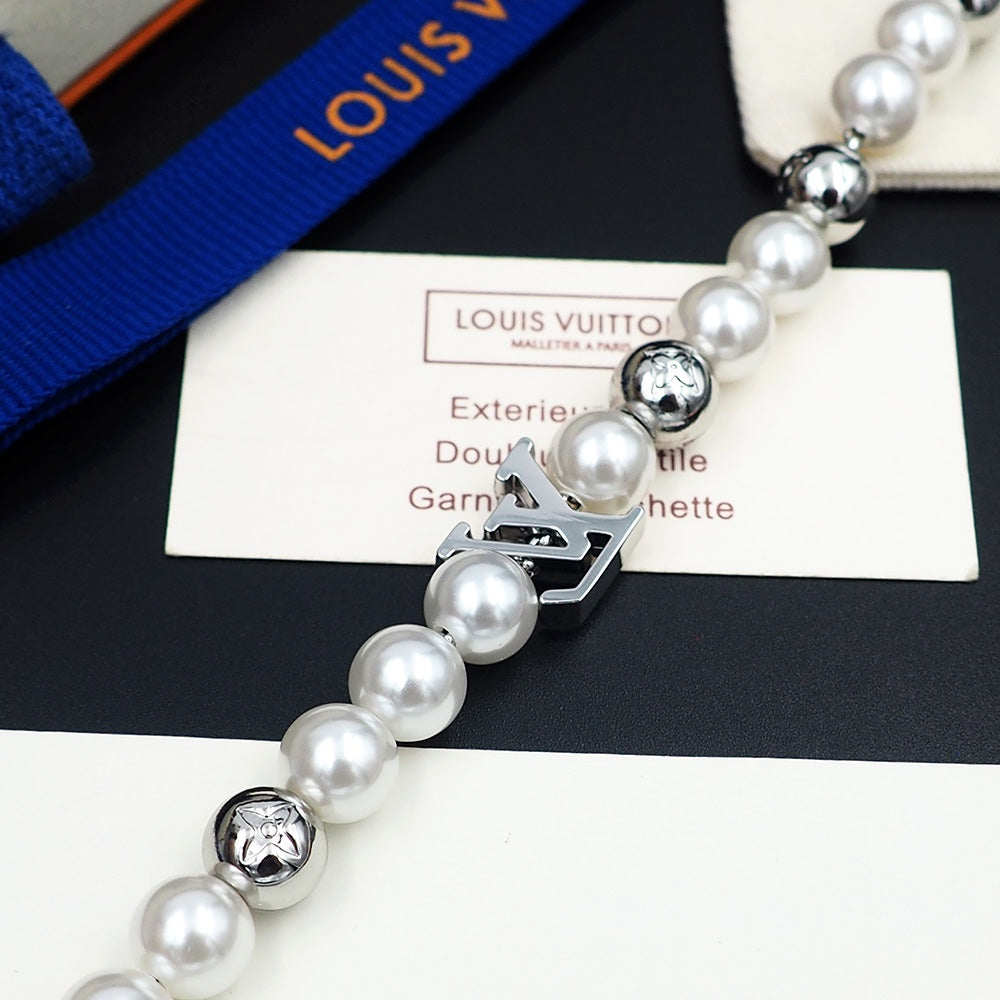 18K Louis Vuitton Monogram White Pearls Bracelet